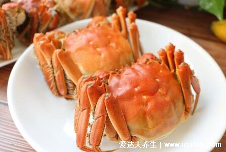大闸蟹蒸多久,蒸15到20分钟的时间就可以(可加白酒去腥)