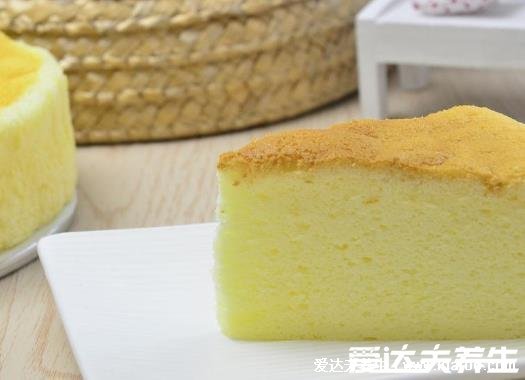 高筋面粉适合做什么,可做美味牛角包有视频做法(爱吃面包不要错过)