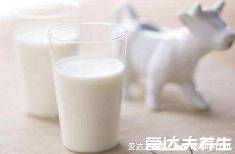 喝酸奶的最佳时间是什么时候,饭后30分钟到2小时可促进胃液分泌