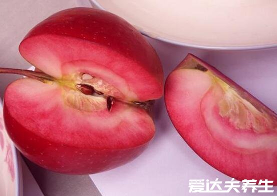 红肉苹果的功效与作用及口感,不仅汁多肉甜十分好吃且营养丰富