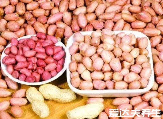 花生的功效与作用,能有效降低胆固醇并延缓衰老