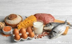 怀孕初期吃什么对胎儿发育好，补充叶酸第