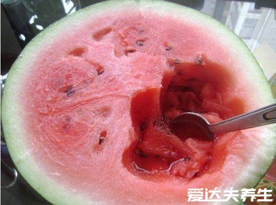 坚持做到肾结石五吃三不吃，轻松缓解各种结石不适
