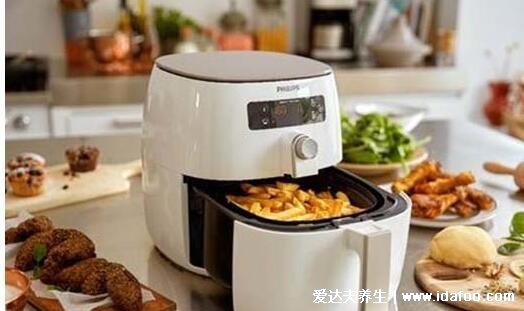 空气炸锅烤蛋糕的温度和时间,120℃再150℃共40分钟(附戚风蛋糕做法)