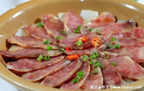 腊肠蒸多长时间能蒸熟,冷水上锅水开后蒸25分钟(高压锅10分钟)