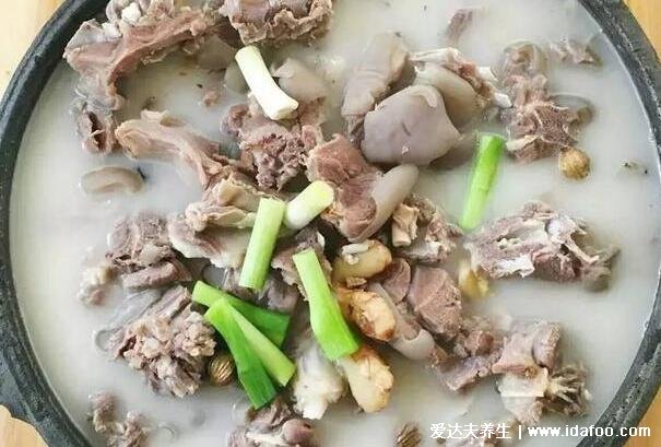 立冬当天吃什么传统食物,各种特色小吃除了饺子还有这4种