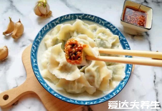 立冬为什么吃饺子，吃饺子的由来介绍(为了纪念他)