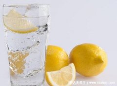 柠檬水是酸性还是碱性,吃起来酸可是进入
