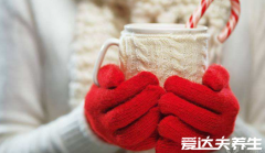 冬天手脚冰凉是怎么回事，这4点必须注意了