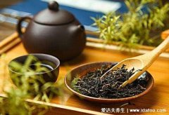 女性长期喝茶有什么好处和坏处，可减肥抗