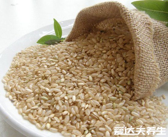 脾虚吃什么食物补最快,五谷杂粮最补其中又以糙米为佳