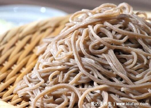 荞麦面条减肥吗,可辅助减肥但一次控制在200克(摄入过多小心发胖)