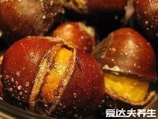 生板栗怎么去皮,热胀冷缩去壳最完整(不建议用第一种)