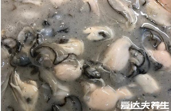 生蚝怎么清洗内脏图解,带壳和不带壳的两种清洗技巧