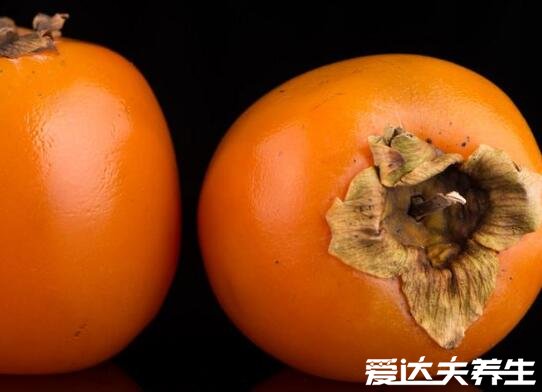 柿子和酸奶能一起吃吗,不会中毒但有得胃柿石风险(不推荐同食)