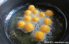 速冻汤圆可以直接炸吗，无需解冻在表面扎