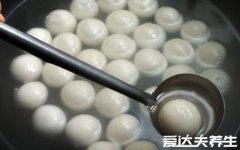 汤圆怎么煮才好吃，热水下锅八分钟直到浮