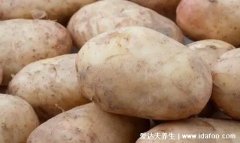 土豆怎么保存不发绿不长牙,4个土豆最简单