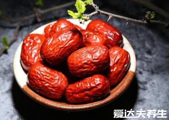 西兰花和大枣的功效与作用及营养价值,都美容养颜属于相生食物