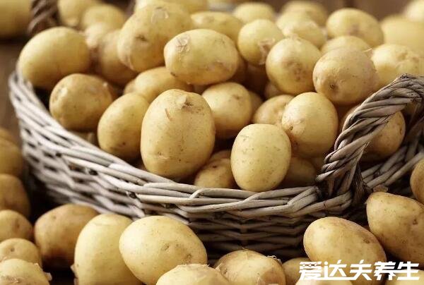 香蕉不能和什么一起吃,和酸奶一起脾胃不好容易腹泻(6种相克食物)