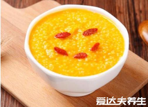 小米粥的功效与作用,能调节脾胃帮助产后恢复(妇女儿童之佳品)