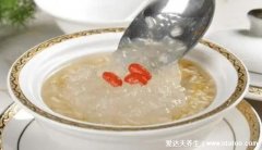 燕窝什么时候吃最好,早上空腹食用吸收好