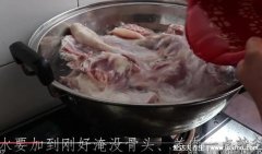 羊肉怎么炖好吃又烂没腥味，注意炖羊肉不