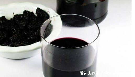 一斤桑葚泡几斤白酒,3到5斤白酒非严格规定可调节(白酒建议50度以上)